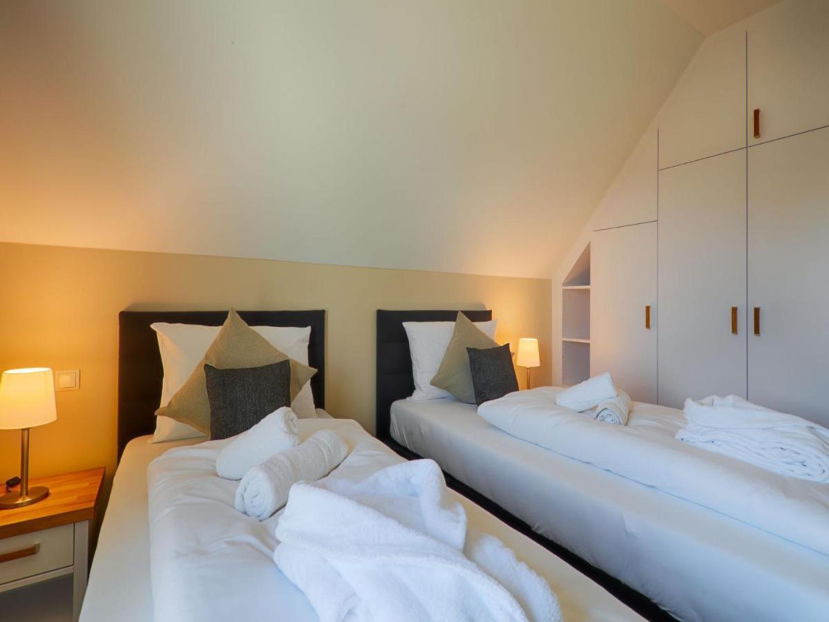 Reetland Am Meer - Luxus Reetdachvilla Mit 3 Schlafzimmern, Sauna Und Kamin F18 Dranske Eksteriør bilde